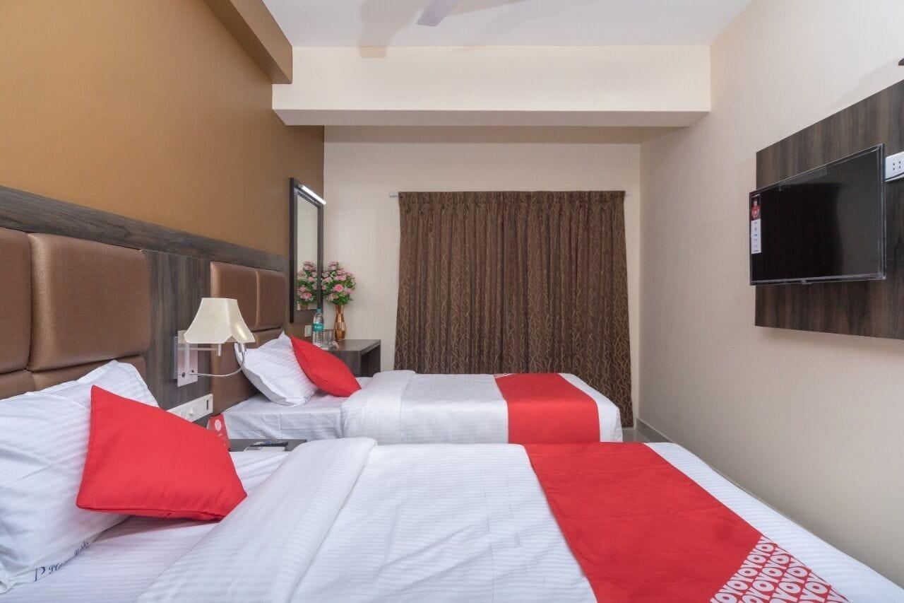Plaza Hotel Trichy Tiruchirappalli Esterno foto