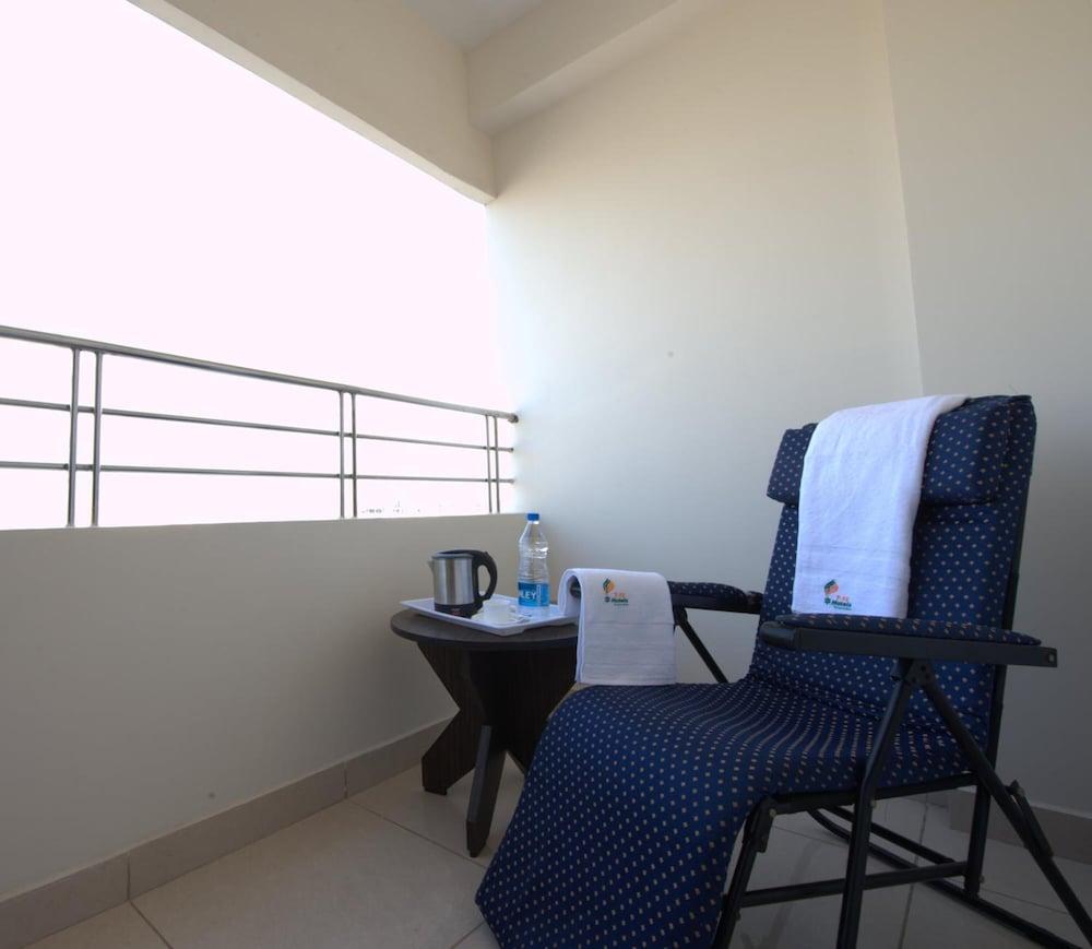 Plaza Hotel Trichy Tiruchirappalli Esterno foto
